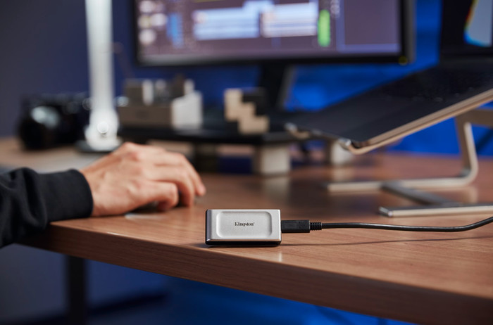 Kingston XS2000 Portable SSD 2TB product in gebruik