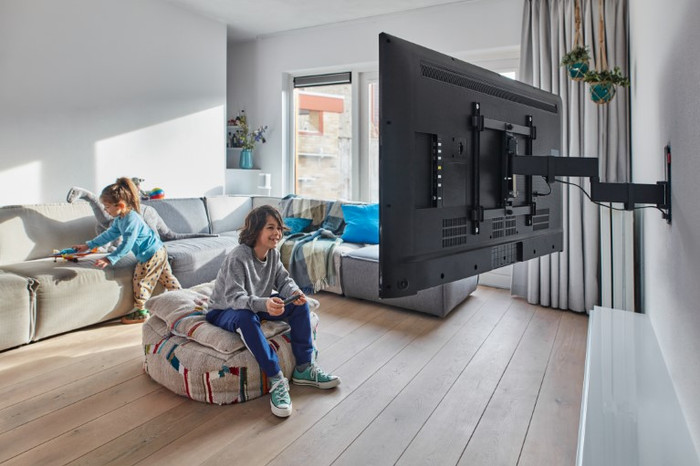 Vogel's Comfort 3445 product in use
