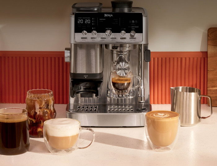 Ninja Luxe Café Mini Plus ES352EU product in gebruik