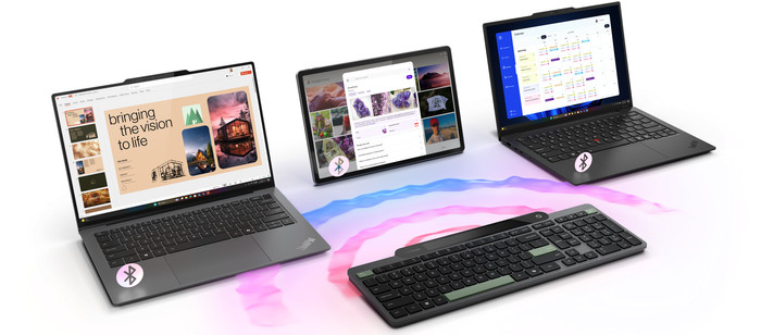 Lenovo 800 Self-Charging Bluetooth Keyboard QWERTY Black product in gebruik