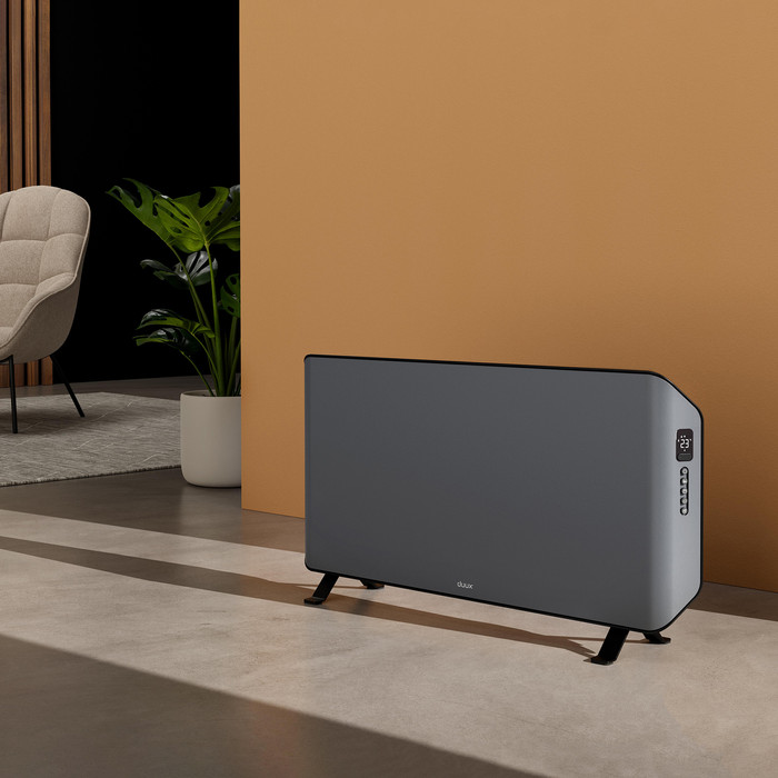 Duux Edge Smart Convector 2000W Grijs product in gebruik
