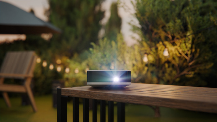 Epson EF-62N Midnight Blue product in gebruik