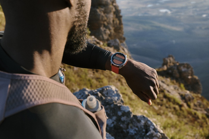 Garmin Fenix 9 Pro Titanium LTE 43mm product in gebruik