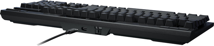 Corsair K70 RGB PRO Gaming Keyboard AZERTY + Corsair Harpoon Gaming Mouse detail