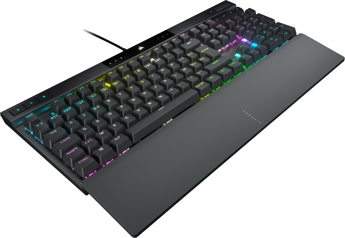 Corsair K70 RGB PRO Gaming Keyboard AZERTY + Corsair Harpoon Gaming Mouse right side