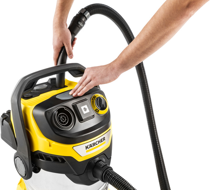 Kärcher WD 5 P S V-25/5/22 (YSY) product in use