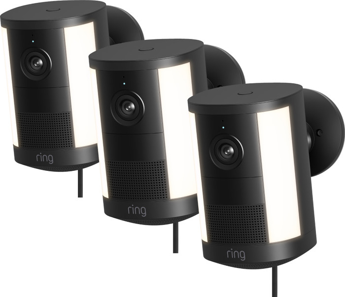 Ring Spotlight Camera 2e Generatie Stekker Zwart 3-Pack Main Image