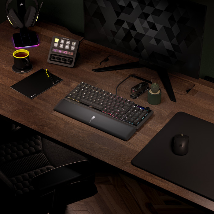 Corsair Vanguard 96 Mechanisch Gaming Toetsenbord Qwerty product in gebruik
