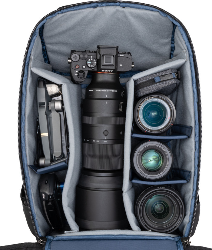 Think Tank DarkLight Backpack 25L Zwart binnenkant