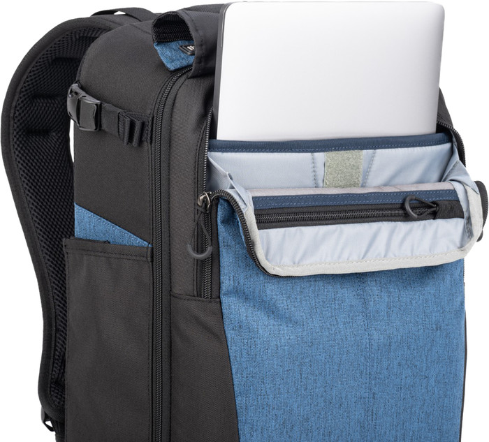Think Tank Mirrorless Mover Backpack Marine Blue bovenkant