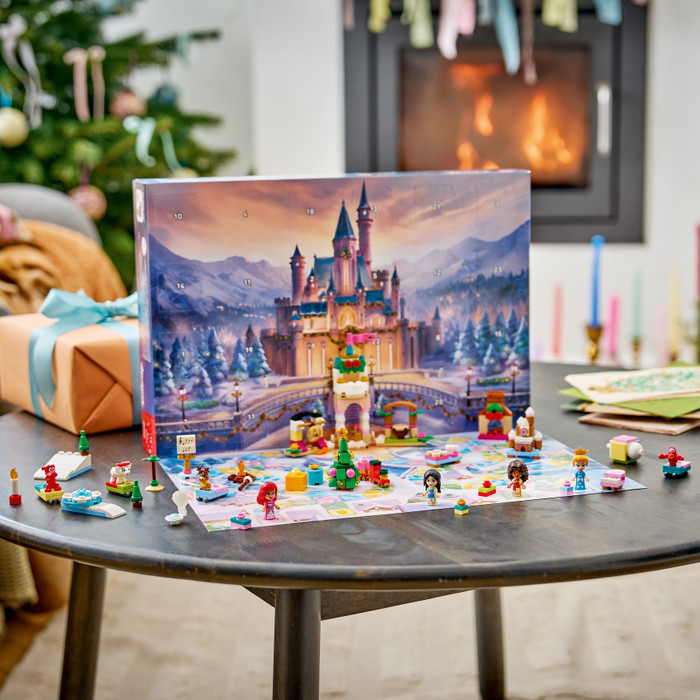 LEGO Disney Adventskalender 2026 43298 product in gebruik