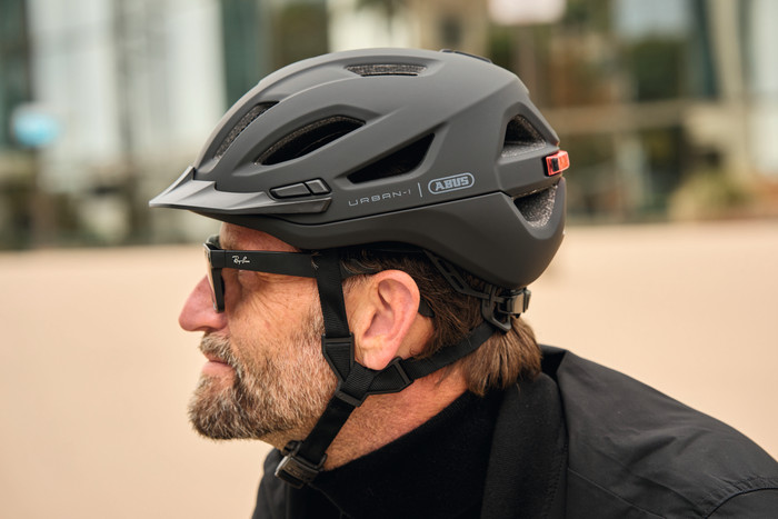 ABUS Urban-I 4.0 ACE Black M product in use