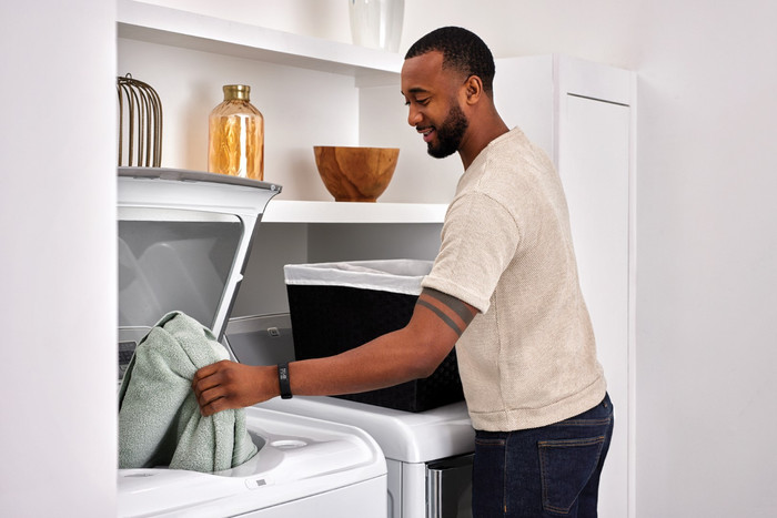 Garmin Vivosmart 5 Black L product in use