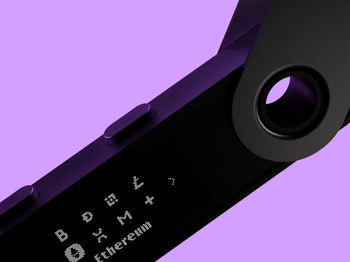 Ledger Nano S Plus Matte BLack visual supplier