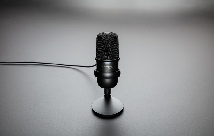 HyperX Solo Cast visual supplier