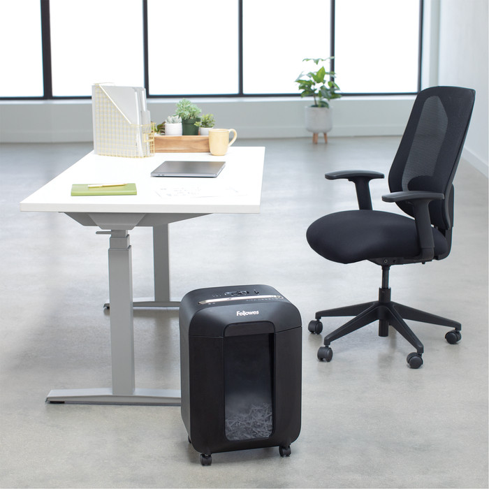 Fellowes LX85 product in gebruik