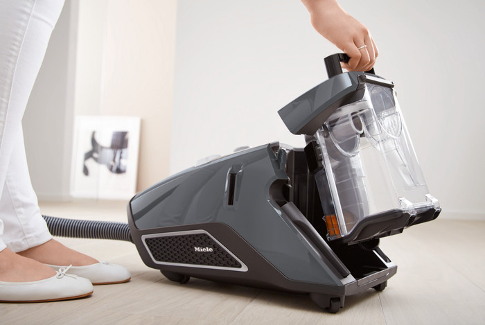 Miele Blizzard CX1 PowerLine Graphite Gray product in use
