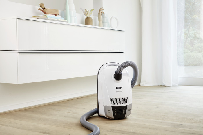 Miele Compact C2 Silence EcoLine Lotus White product in use
