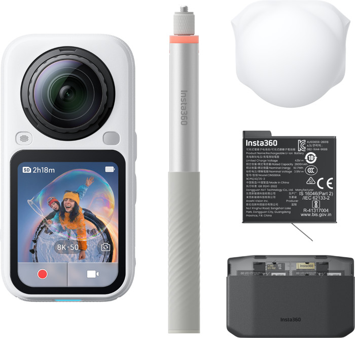 Insta360 X6 Essentials Bundle Wit Main Image