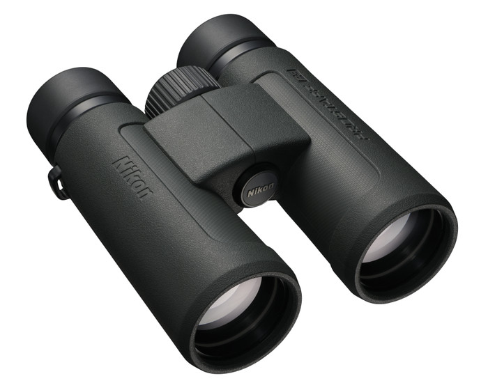 Nikon Prostaff P3 10X42 null