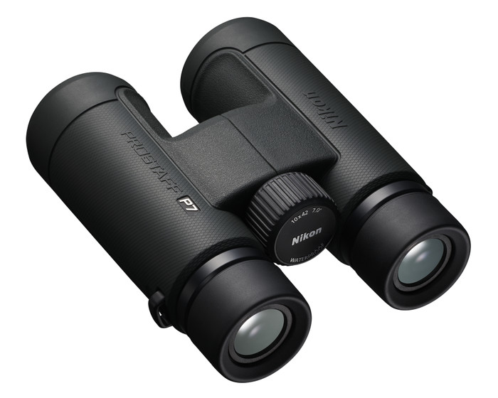 Nikon Prostaff P7 10X42 null