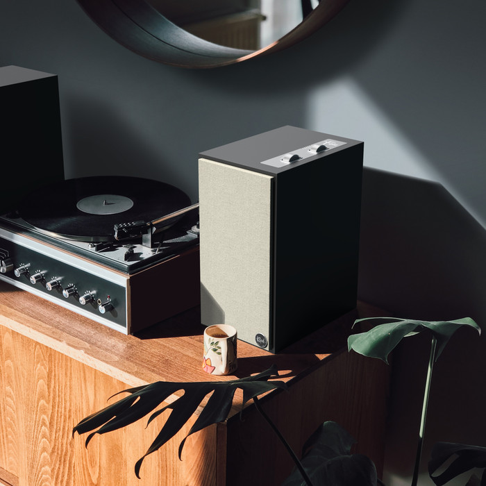 Klipsch The Fives Zwart (per paar) product in gebruik