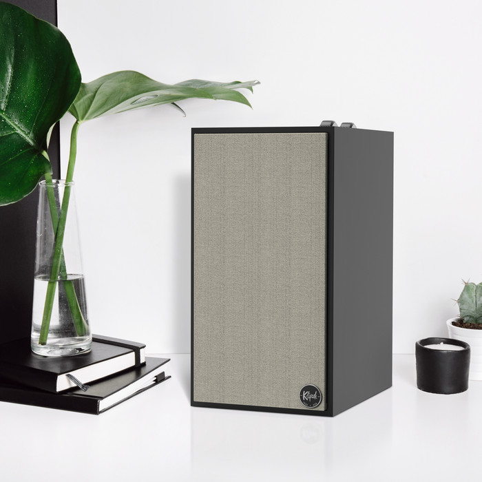 Klipsch The Fives Zwart (per paar) product in gebruik
