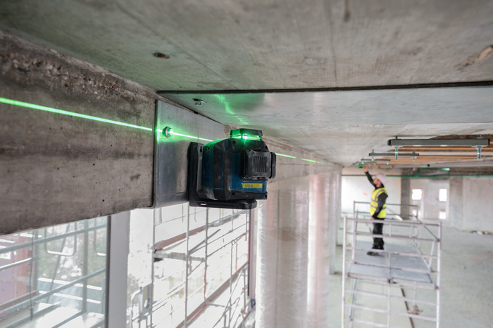 Bosch Professional GLL 80-33 G product in gebruik