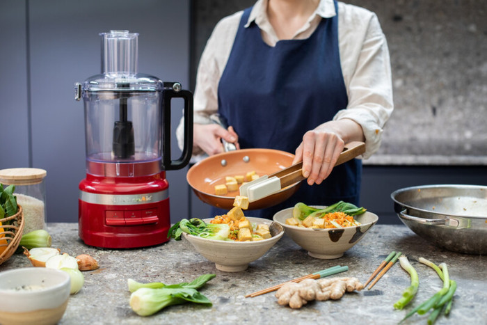 KitchenAid 5KFP0921EER Empire Rot produkt in gebrauch