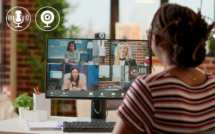 Rollei Mini Digitale Camera Bruin product in gebruik