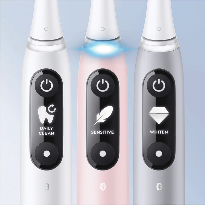 Oral-B iO Series 6N Duo Pack Zwart + Roze detail