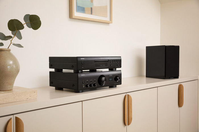 Denon PMA-900HNE Zwart product in gebruik