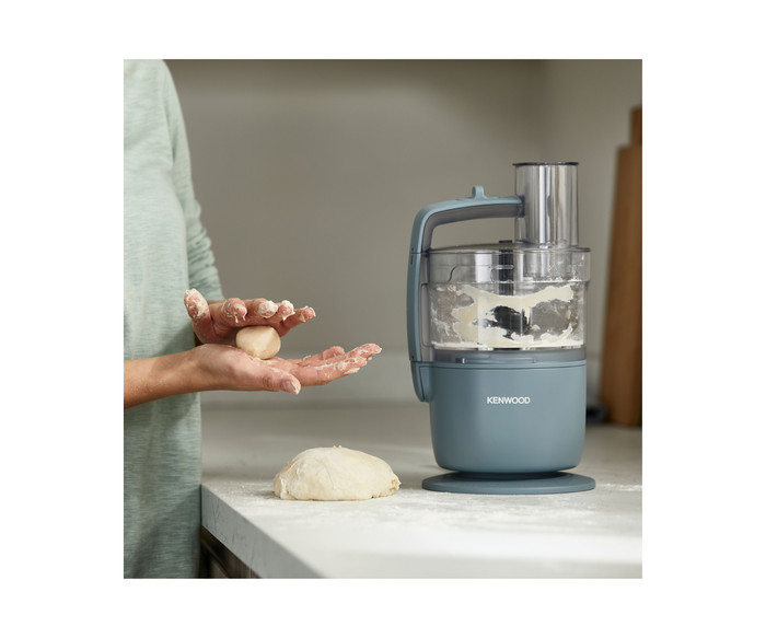 Kenwood MultiPro Go FDP22.130GY product in use