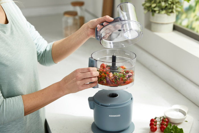 Kenwood MultiPro Go FDP22.130GY product in use