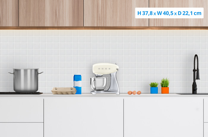 SMEG SMF02CREU Cream visual Coolblue 1