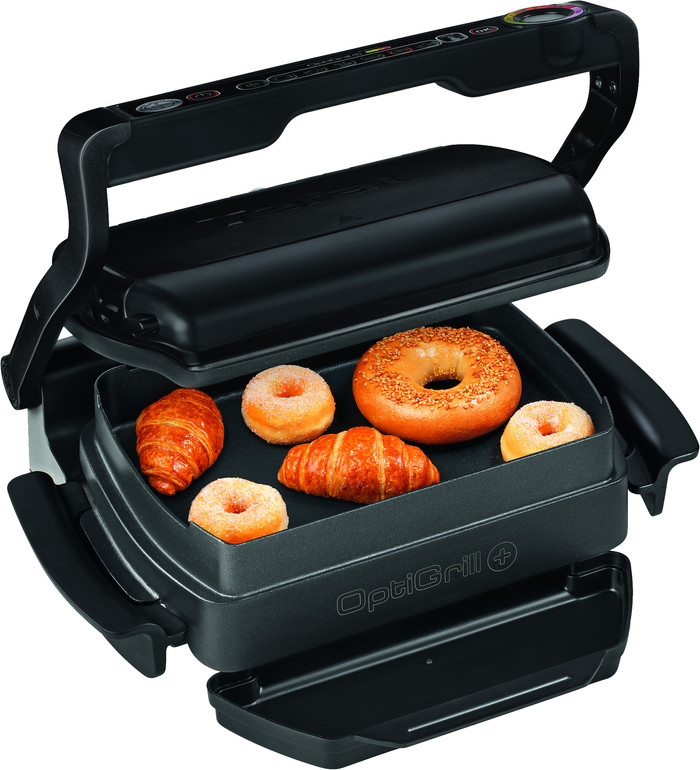 Tefal OptiGrill+ GC7148 + Snacking & Baking accessoire product in gebruik
