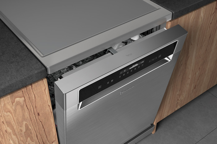 Bauknecht BFP 5O41 PLT X / Freestanding product in use