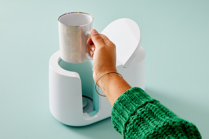 Cricut Mug Press Startersbundel product in gebruik