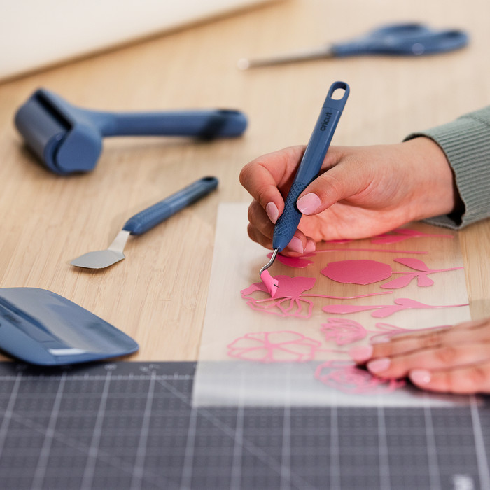 Cricut TrueControl Weeding en Knifeblade Set product in gebruik