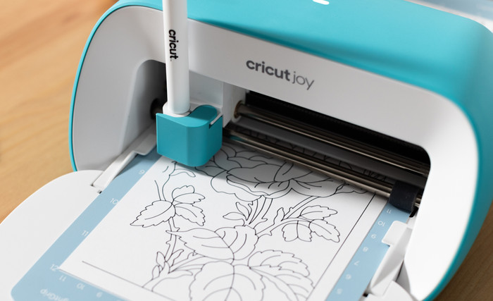 Cricut extra fijne pennen 0,3 mm (set van 3) + adapter product in gebruik