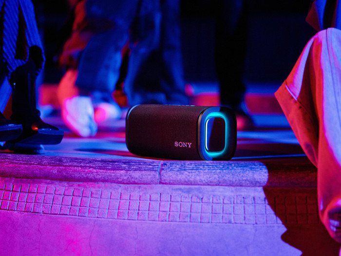 Sony ULT Field 5 Zwart product in gebruik
