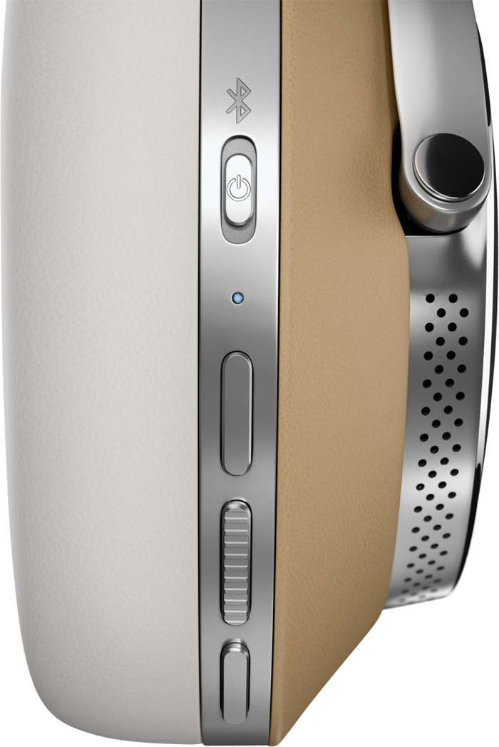 Bowers & Wilkins Px8 Brown detail