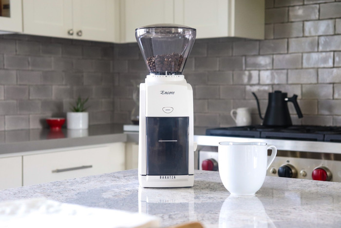 Baratza Encore White product in use