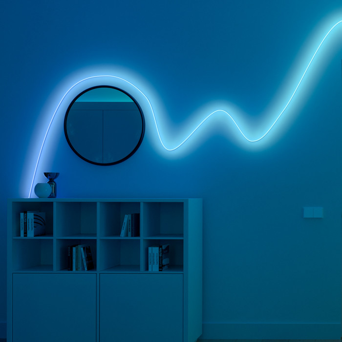 Philips Hue Essential Flex LED Strip 2 x 5 meter product in gebruik