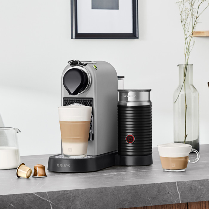 Krups Nespresso Citiz & Milk XN761B Zilver product in gebruik