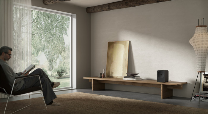 Samsung Music Studio 7 Black product in use