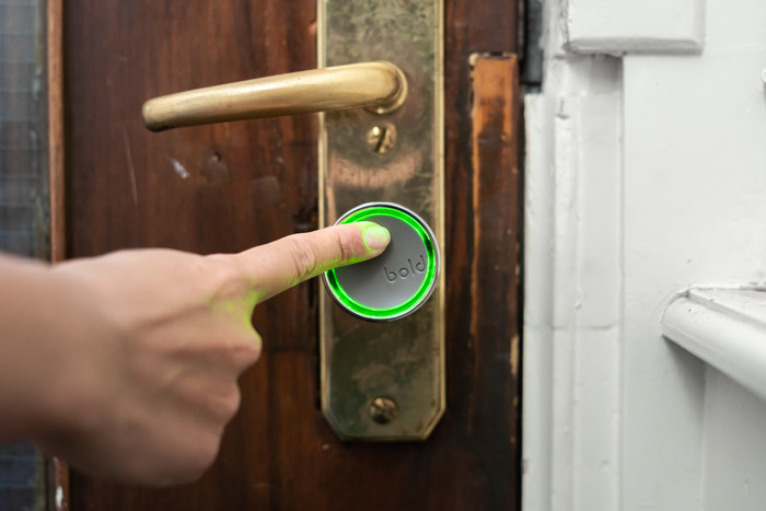 Bold Smart Lock SX-35 + Bold Connect bridge product in gebruik