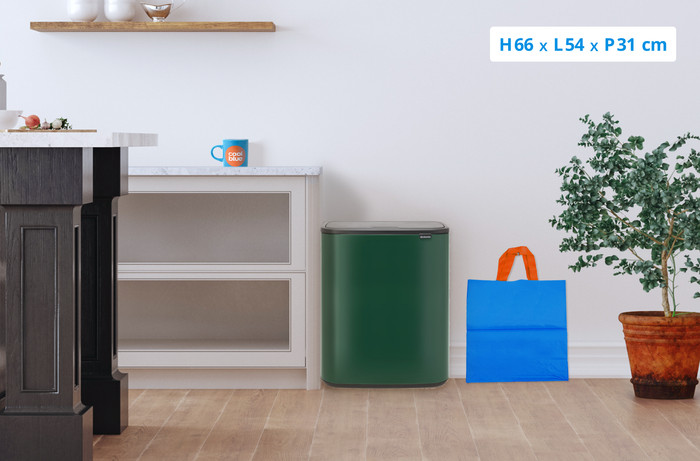 Brabantia Bo Touch Bin 60 Litres Pine Green visuel Coolblue 1