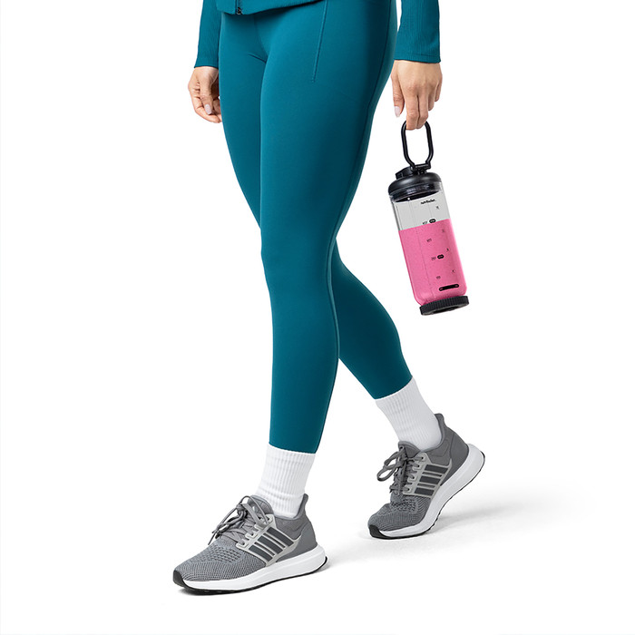 Nutribullet FLEX Zwart product in gebruik