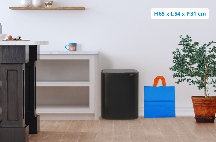 Brabantia Bo Touch Bin 2 x 30 Litres Noir Mat + Sacs Poubelle (120 pièces) visuel Coolblue 1